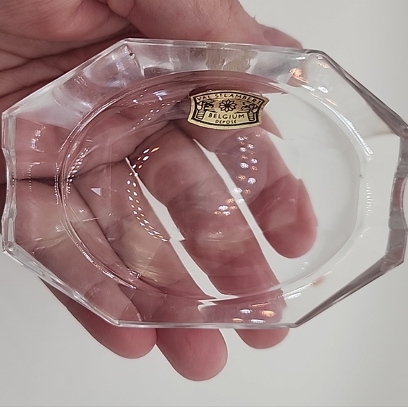 Vintage Val St. Lambert Clear Cut Crystal Ashtray with Original Label. Belgium. - Picture 3 of 9